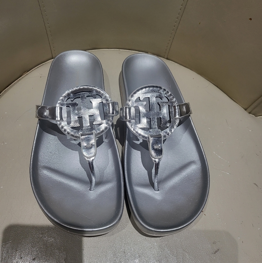 Tommy Hilfiger womens Relina Footbed Sandals